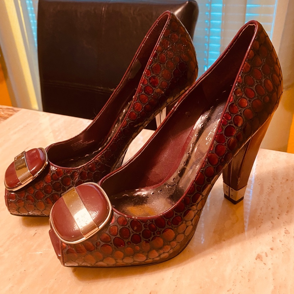BCBG HEEL 7.5 B